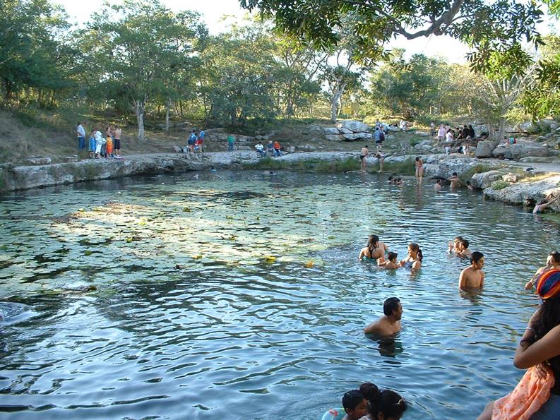 Devil’s Waterhole, Burnet